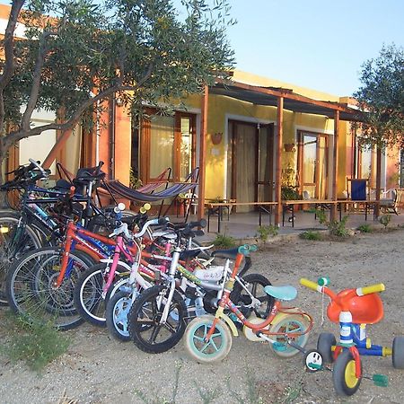 B&B Casa Per Ferie Villaggiocarovana Castiadas Exterior foto
