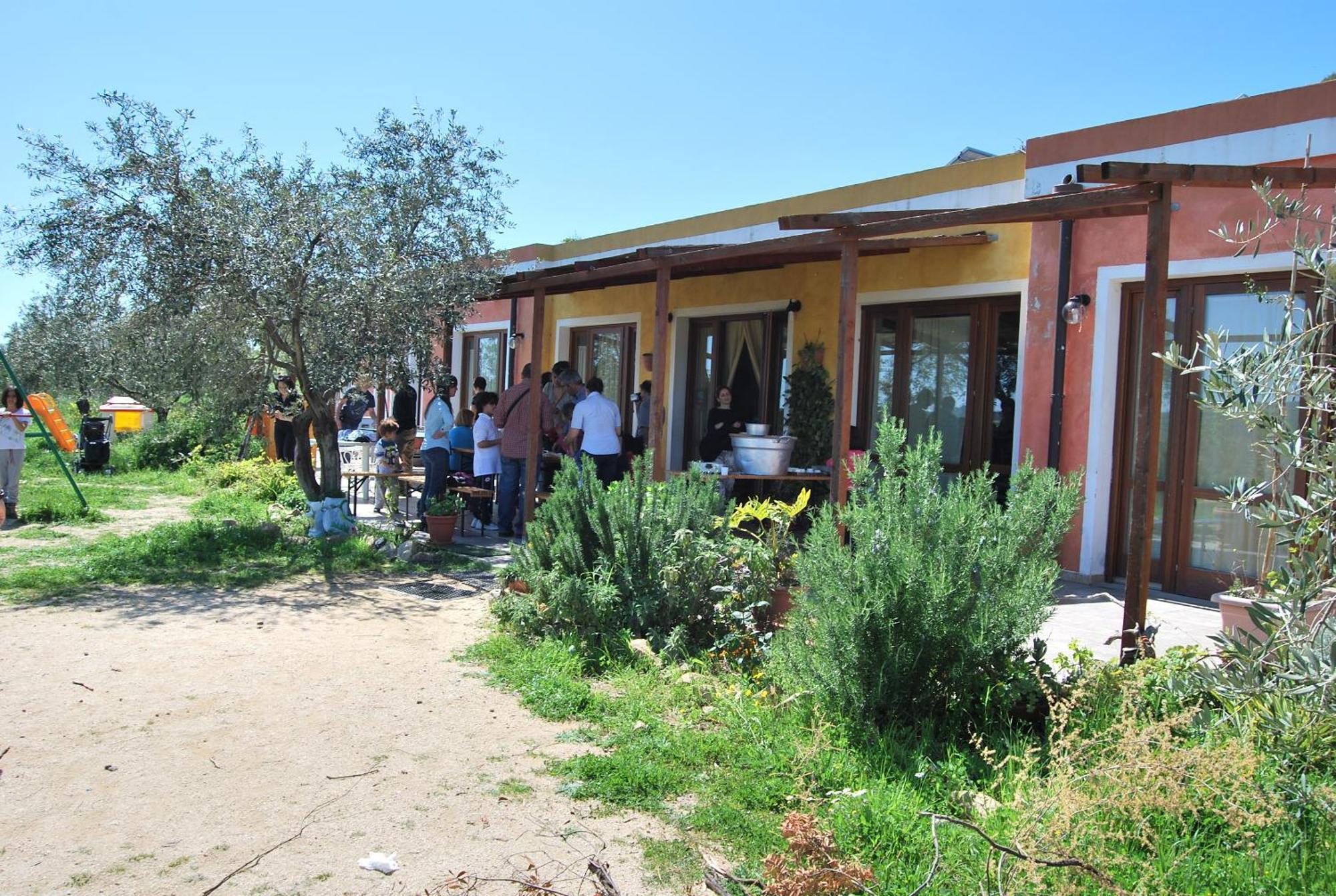 B&B Casa Per Ferie Villaggiocarovana Castiadas Exterior foto